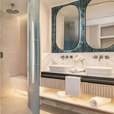 호텔 Swissotel And Çeşme