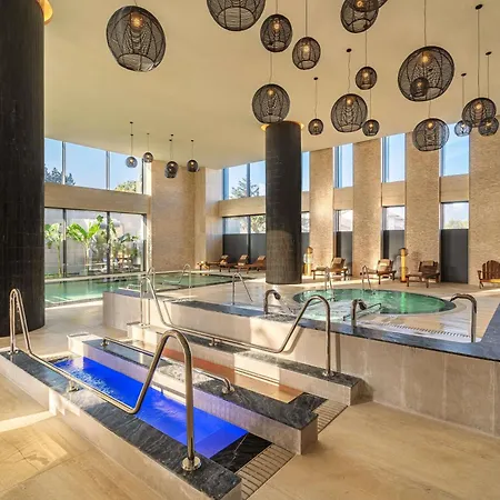 Hotell Swissotel And 5*