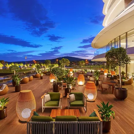 Swissotel And 5* Çeşme