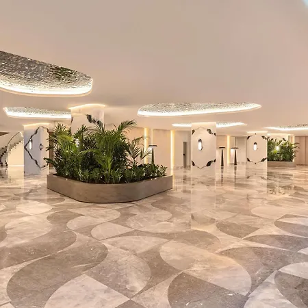 Hotell Swissotel And 5*