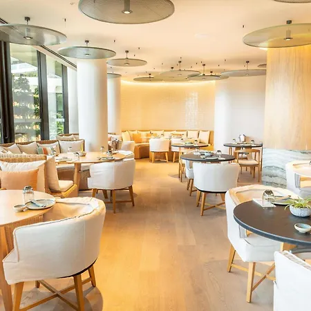 Swissotel And Hotell 5*