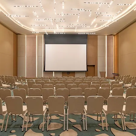 Swissotel And Hotell 5*