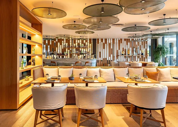 Swissotel And Otel Çeşme